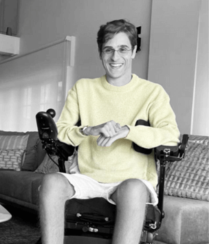 Alejandro Bocija Lifestyle pose