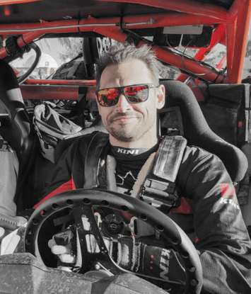 Hannes Kinigadner Lifestyle pose