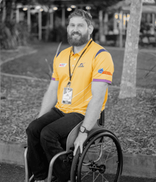 Steven Elliott in action