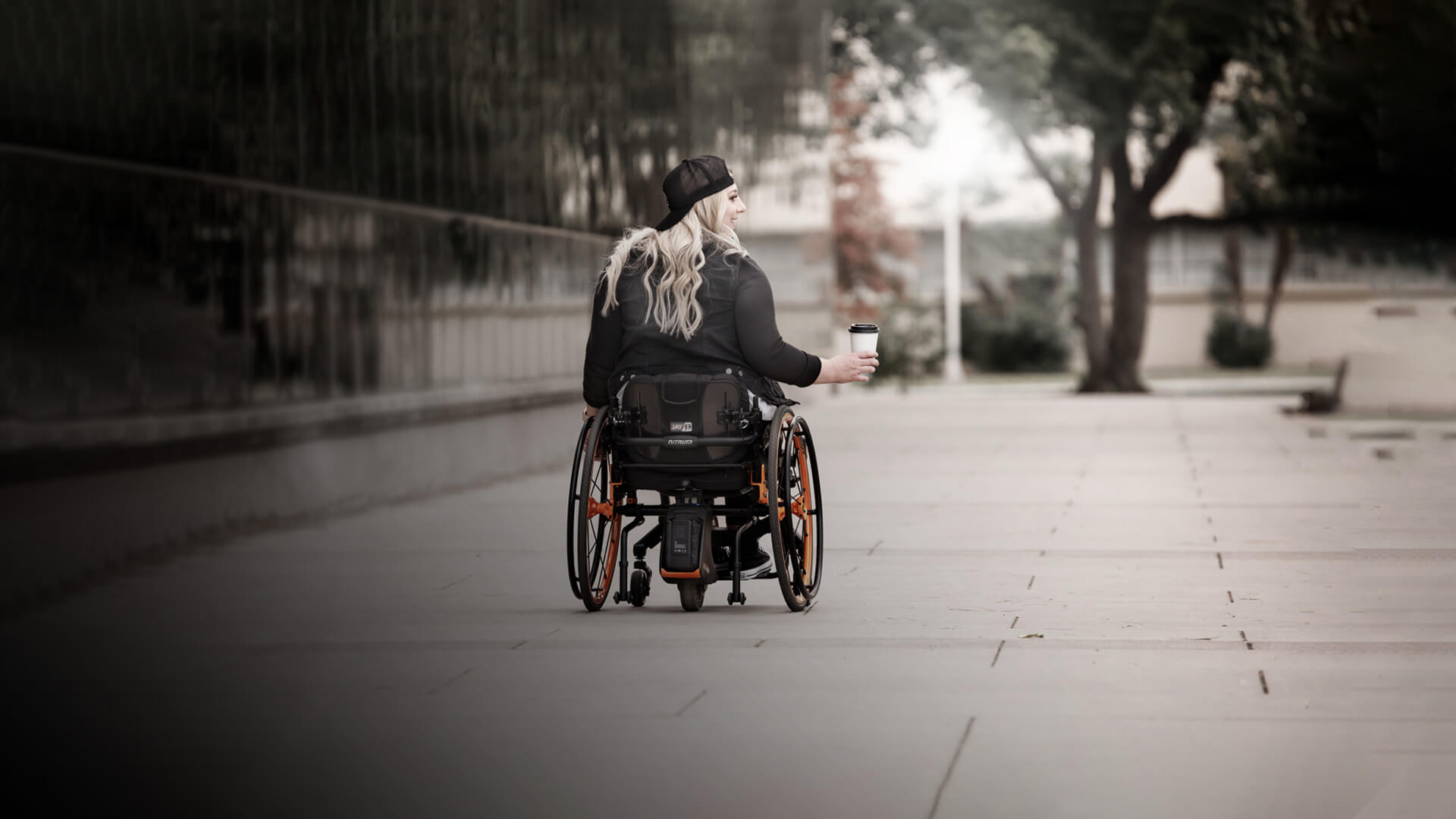 如何保护手动轮椅使用者的手臂与肩膀：Empulse R90 的力量