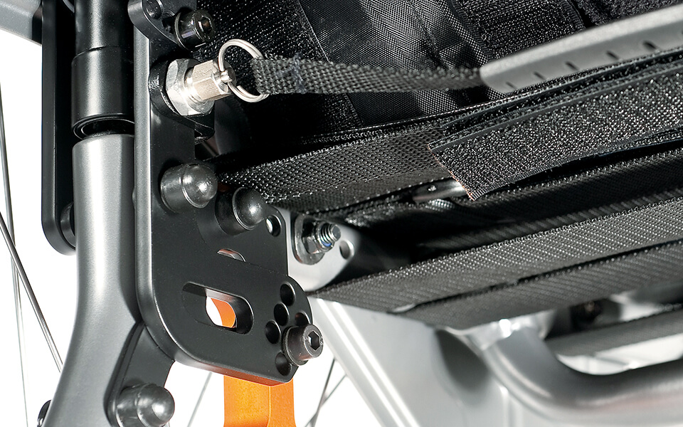 Modular design with fixed or detachable footrests